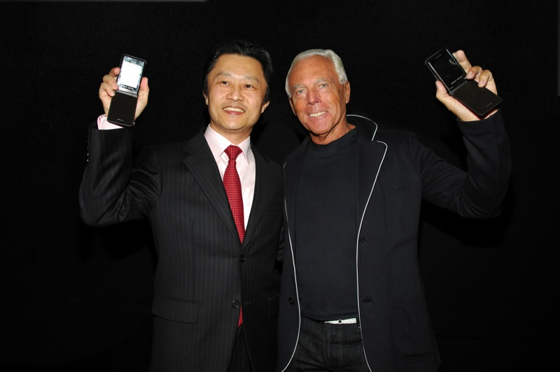Illustration for article titled Official Launch of Samsung's ArmaniPhone in Milan